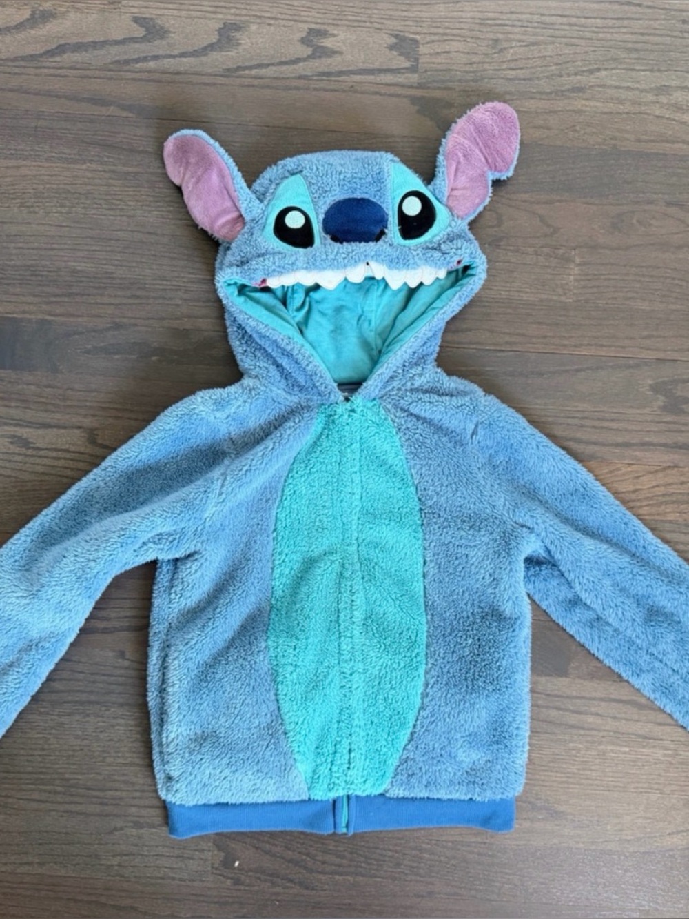 Stitch Disney plush jacket size 5-6yo